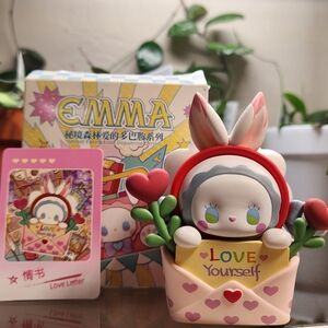 Love Yourself Figurine - Multicolor